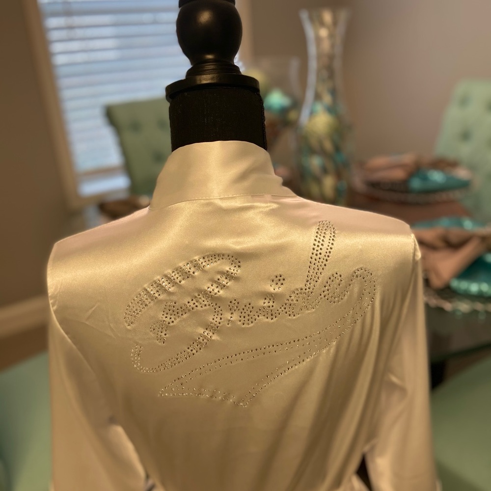 Bride Robe (S/M) - Picture 5 of 7